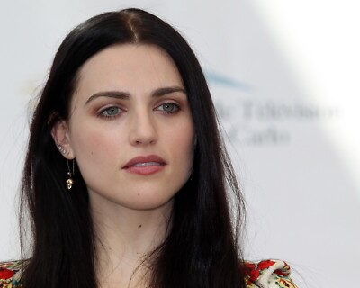 KATIE MCGRATH 8x10 PHOTO *