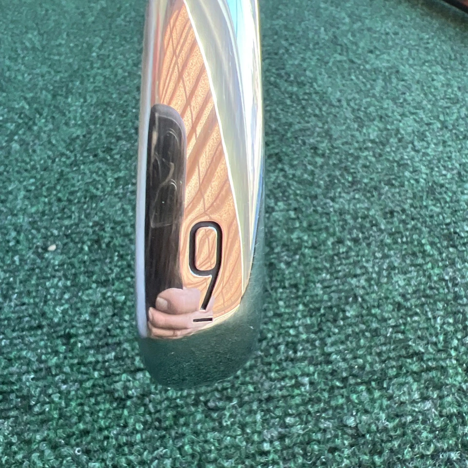 Titleist Golf Club T200  9 Iron Recoil 95 F3 Shaft - Image 4 of 4