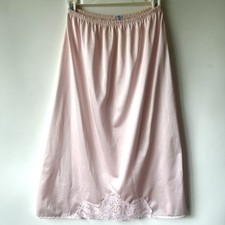 VTG Henson Kickernick S Pink Nylon Half Slip Pearls CottageCore Petticoat USA
