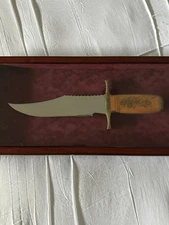 Exceptional W. Stockdale Custom Bowie w/Beautiful Scrimmed Westinghouse Micarta