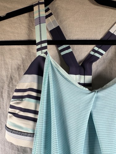 Lululemon Athletica Tank Top Womens 6 Blue No Limits Built In Bra Workout Gym - Picture 4 of 10