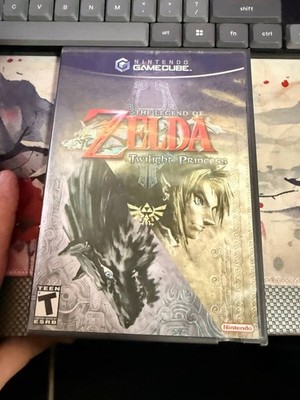 The Legend of Zelda: Twilight Princess (Nintendo GameCube, 2006) (Used)