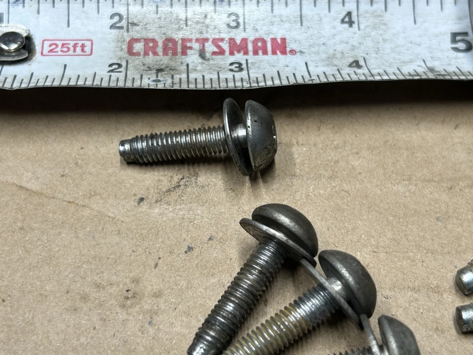 Ford F150 F250 F350 Bronco 1980-1996 - Tornillos de espejo retrovisor de remolque de puerta 8 piezas pernos torx Foto 4 de 4