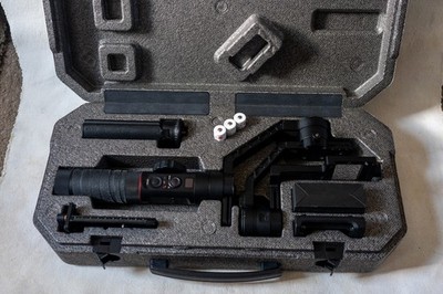 Zhiyun Crane V2 3-Axis Gimbal Stabilizer for Mirrorless Camera and DSLR