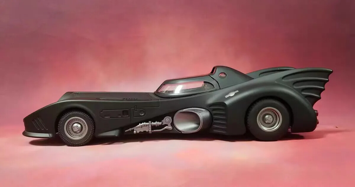 Batmobile Car Batman Hot Wheels Classic Alloy Toy 1/18 Scale Model Kids