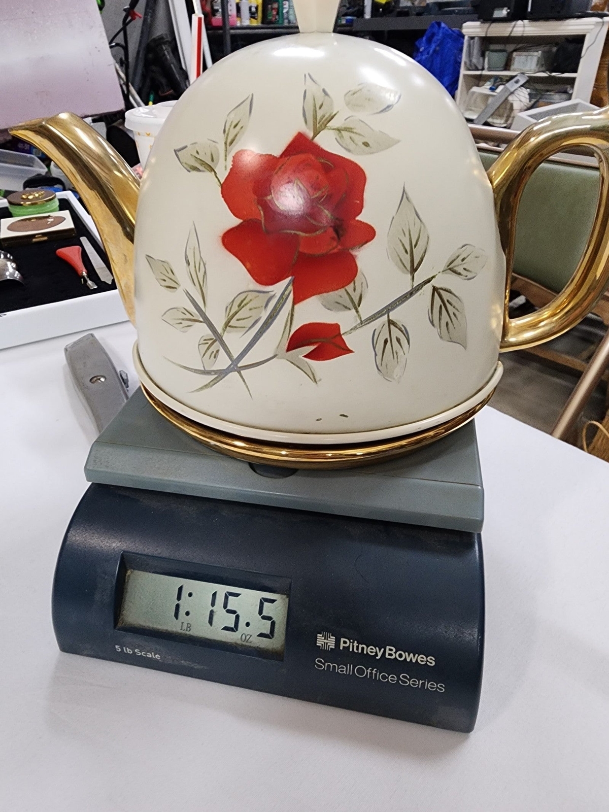 BEVERLEY Staffordshire England POTTERY TEA POT w/ COZY COVER (For