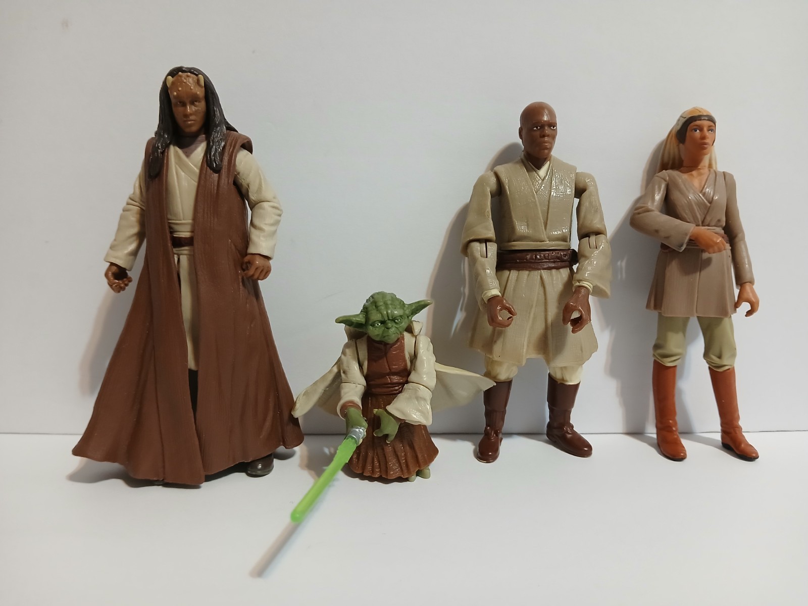 Star Wars Prequel Trilogy Lot of 4 Jedi 3.75