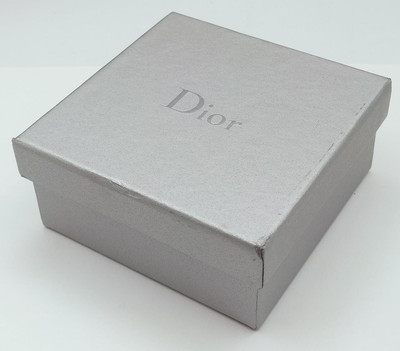 【無料郵送/関税込/正規品】 Dior x Stone Pendants Neck Christian Dior Necklace with Logo | eBay