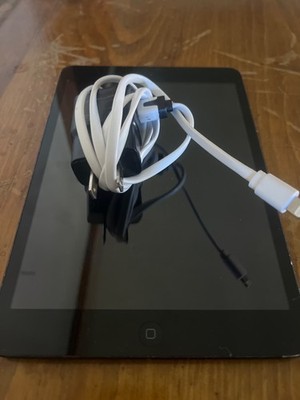 初代 iPad 64GB Wi-Fi＋3Gモデル ブラック Apple iPad Wi-Fi+3Gモデル