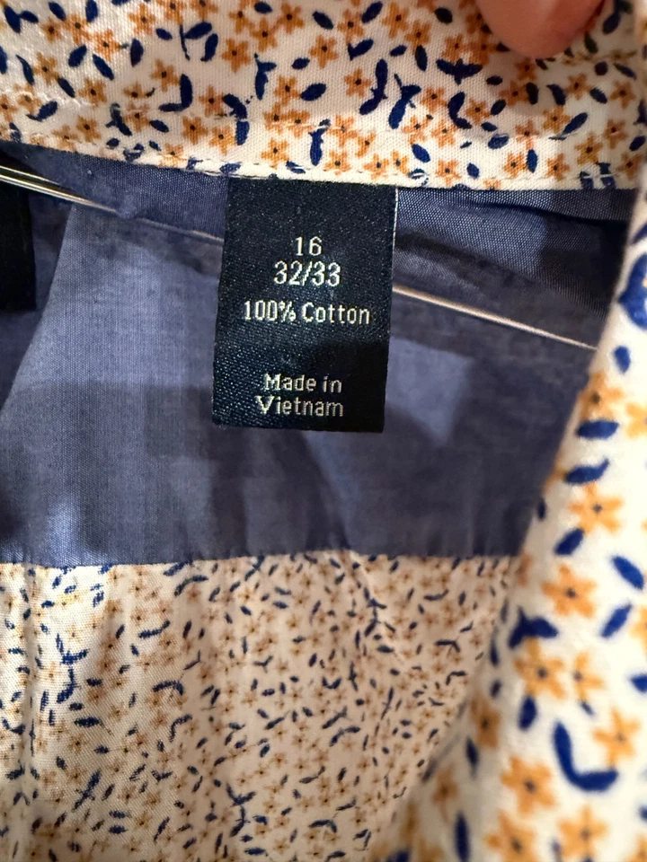 Camisa de Vestir Pingüino Para Hombres 16 Blanco Amarillo Ditsy Floral Heritage Calce Ajustado Formal Foto 4 de 4