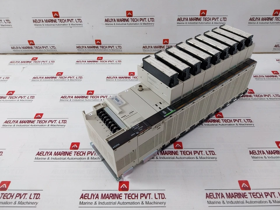 Omron CS1W-AT211 Plc I/O Módulo C200H-BC-V 24V Dc 7MA 50W CS1G-CPU45H Ver.4.1 - Imagen 3 de 4