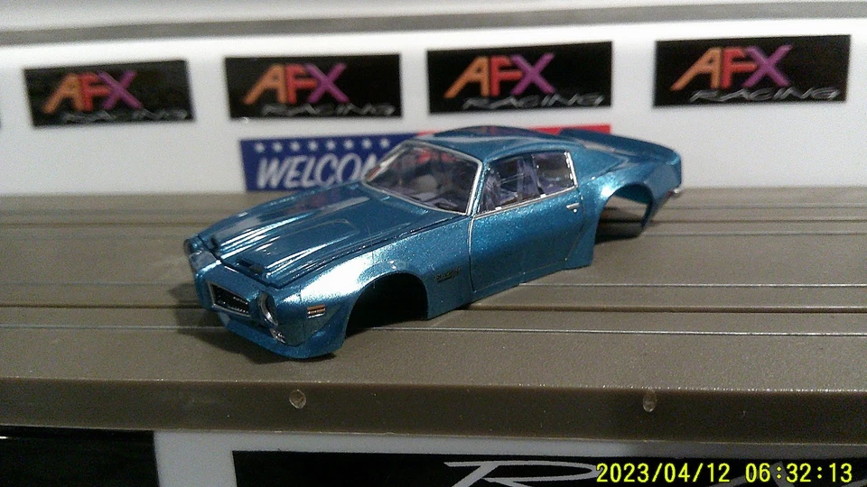 AFX RACING H.O. CARROCERÍA SLOT ESCALA SOLO 1970 PONTIC FIREBIRD FORMULA 400 AZUL M Foto 2 de 4