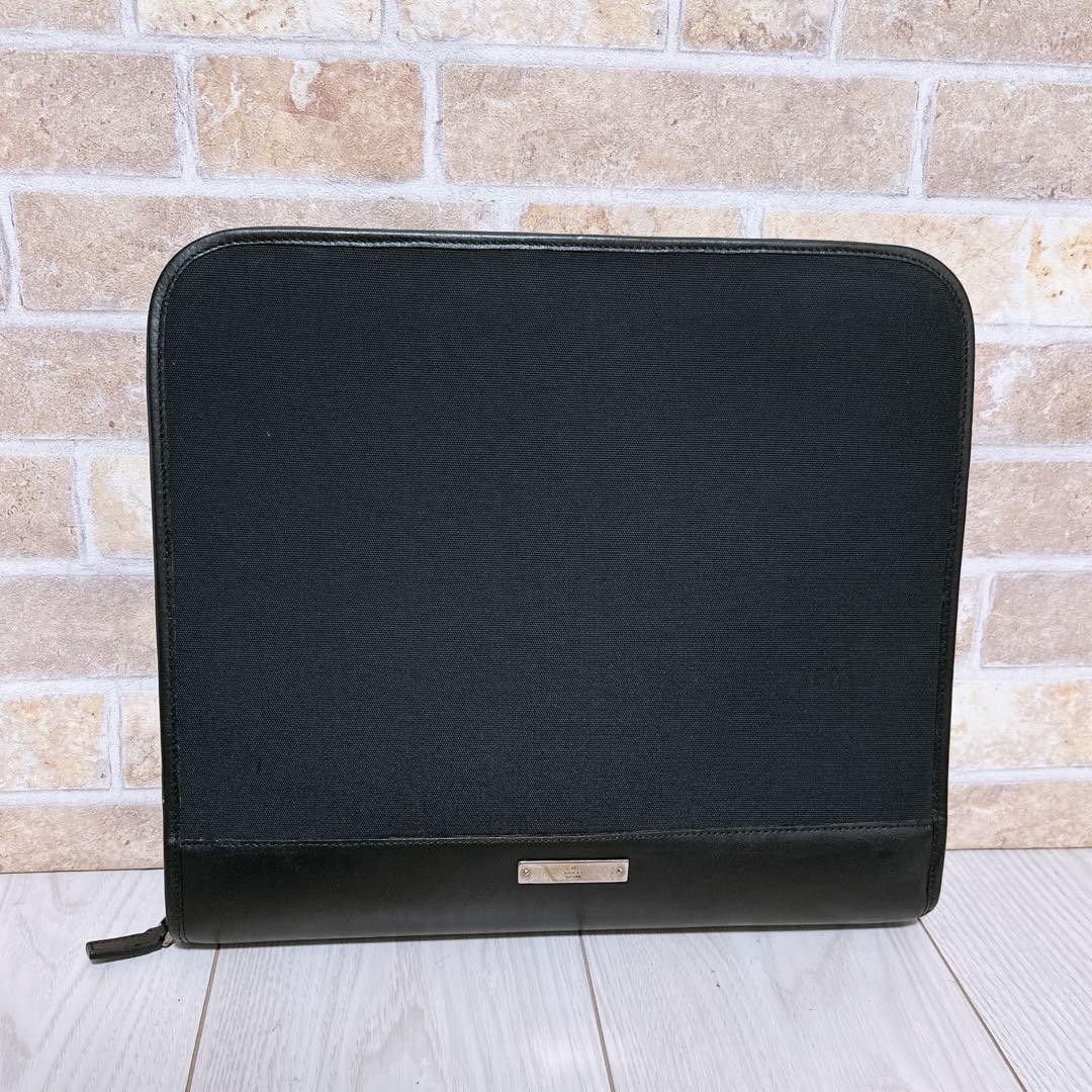 Luxury GUCCI Clutch Bag Elegant Designer Handbag