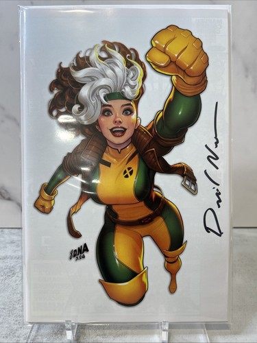 AVENGERS ANNUAL #10 Signed by DAVID NAKAYAMA VIRGIN VARIANT at SDCC 2024 NM/NM+ - Bild 1 von 2