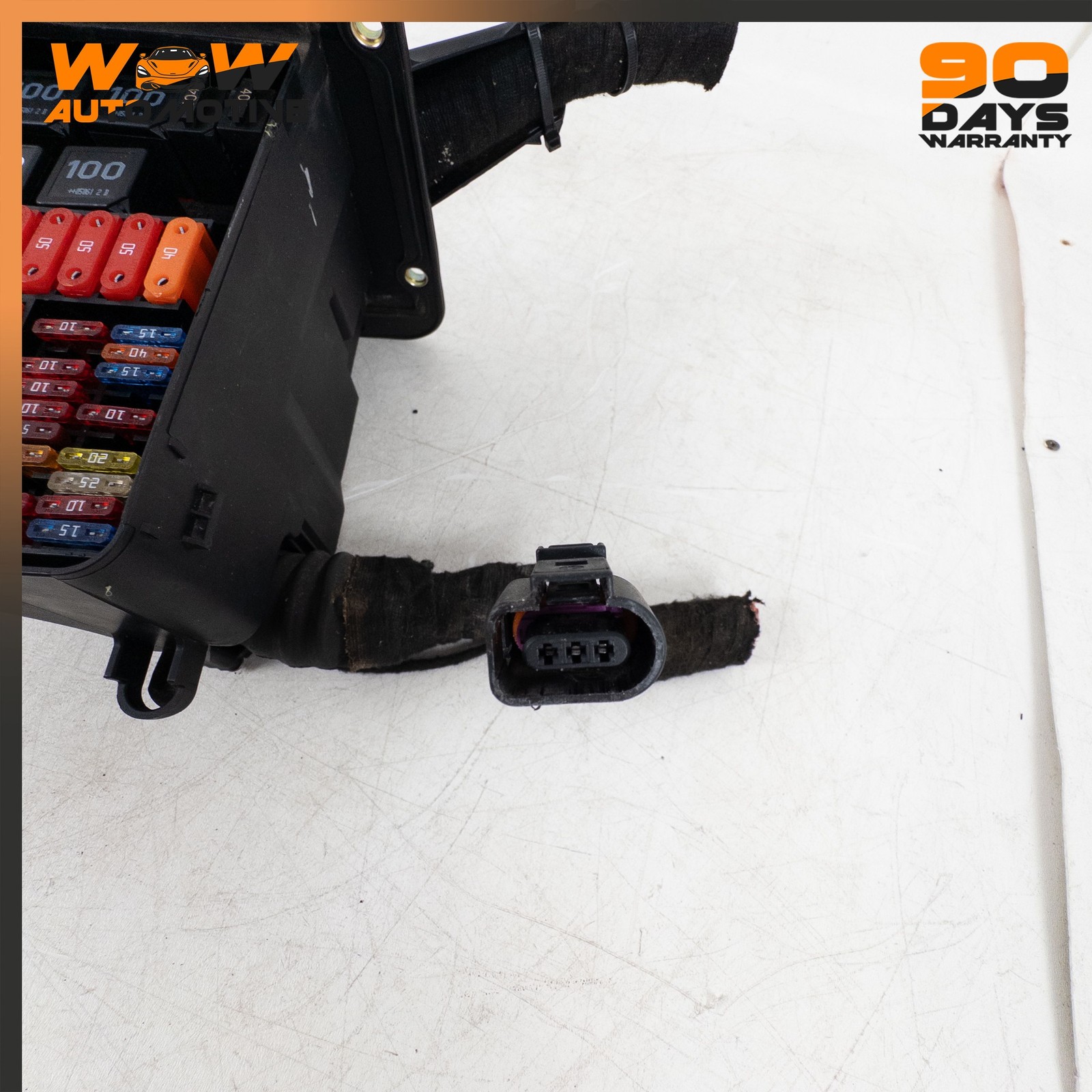 04-13 BENTLEY CONTINENTAL GT FLYING SPUR GTC ENGINE FUSEBOX RELAY BOX OEM
