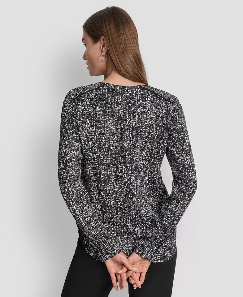 Top para mujer DKNY talla M estampado ribete en contraste cuello en V Foto 2 de 4