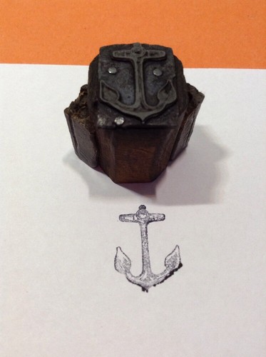 Vintage Metal On Wood Printing Block Anchor - Picture 10 of 10