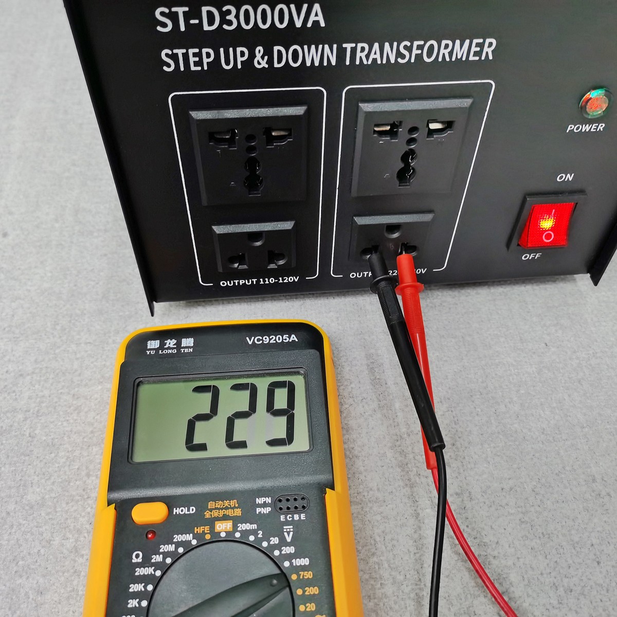 3000W Voltage Converter Transformer Step Up/Down AC 100V