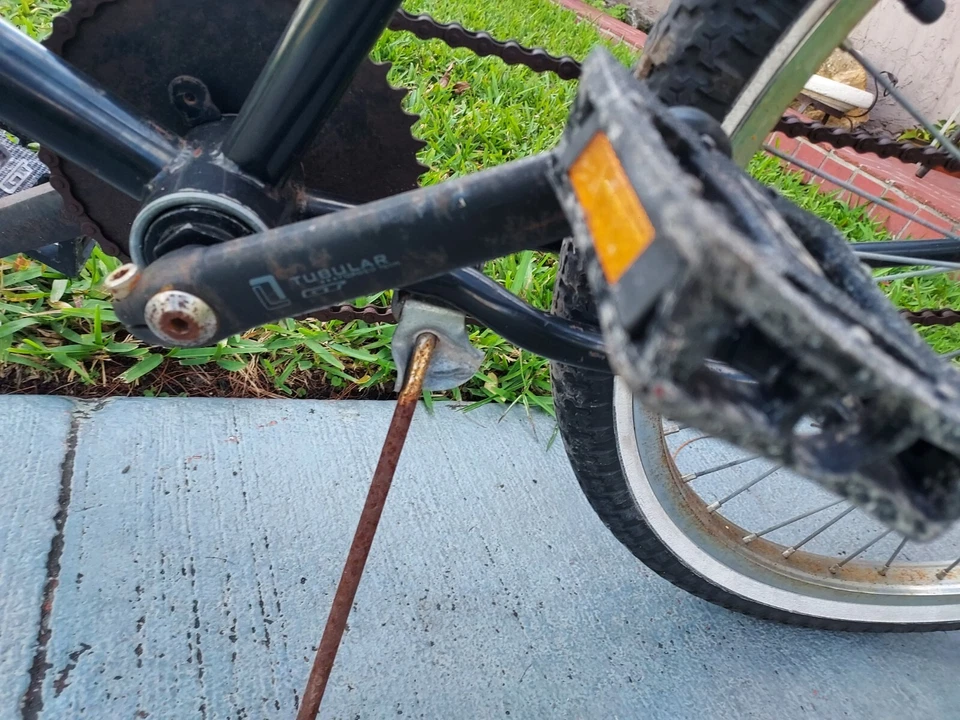 bicicleta con llanta Cruiser 26 pulgadas hecha a medida Foto 3 de 4