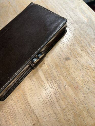 Vintage Brown Leather , 1980’s Wallet, Kiss Lock Coin Bi Fold Snap Closure Rare - Picture 2 of 5