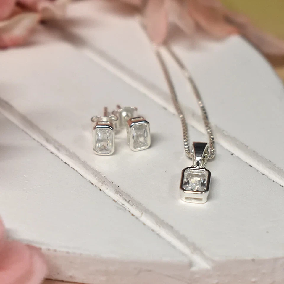 Incasso Baguette Ciondolo Argento Sterling Marchiato Tutti Catena Lengths Nuovo - Immagine 4 di 4