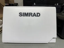 SIMRAD NSS8 Chartplotter and MFD