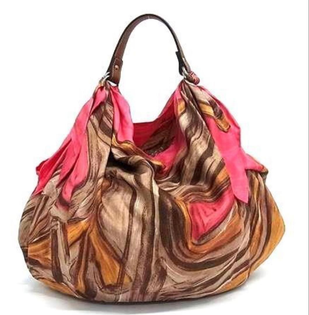 Excellent Condition Authentic CELINE One Handle S… - image 1