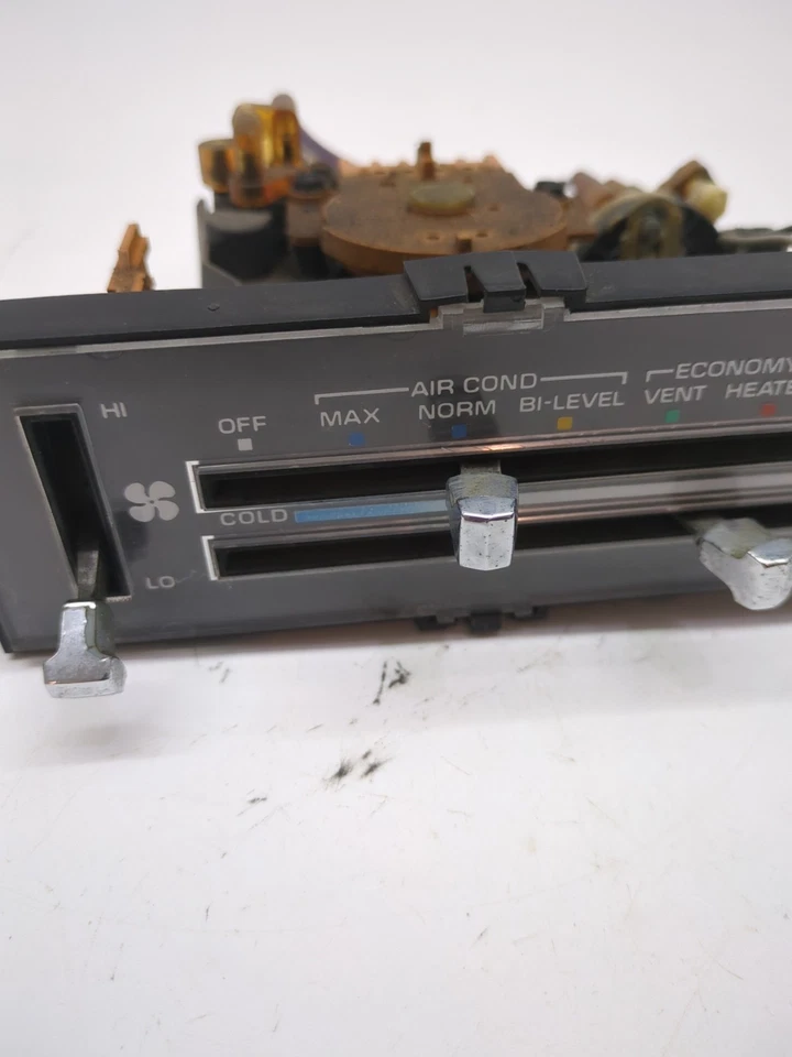 1978-1988 Chevrolet Monte Carlo Malibu El Camino AC Heater Climate Control - Image 3 of 4