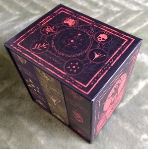 Infinite Black Elder Dice - 3 sets in slipcase! Fulls sets plus 9 extra D6!