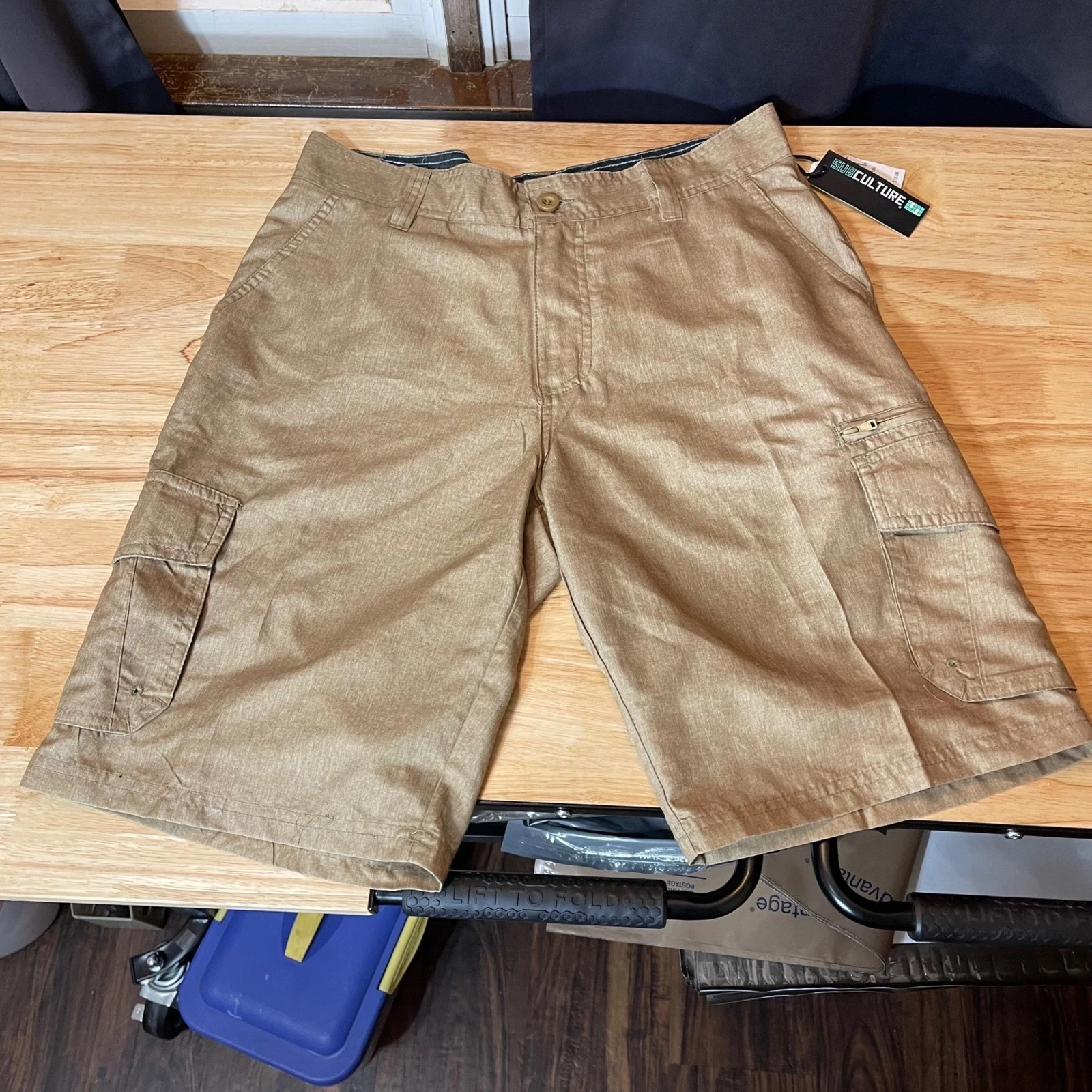 NWT Subculture Heather Khaki Cargo Shorts Men's Size 30 Flat Front Casual Beach
