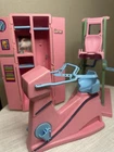 Vtg Barbie 1984 Workout Center Gym #7975 4 Pieces Working Condition Pink 4 Pcs