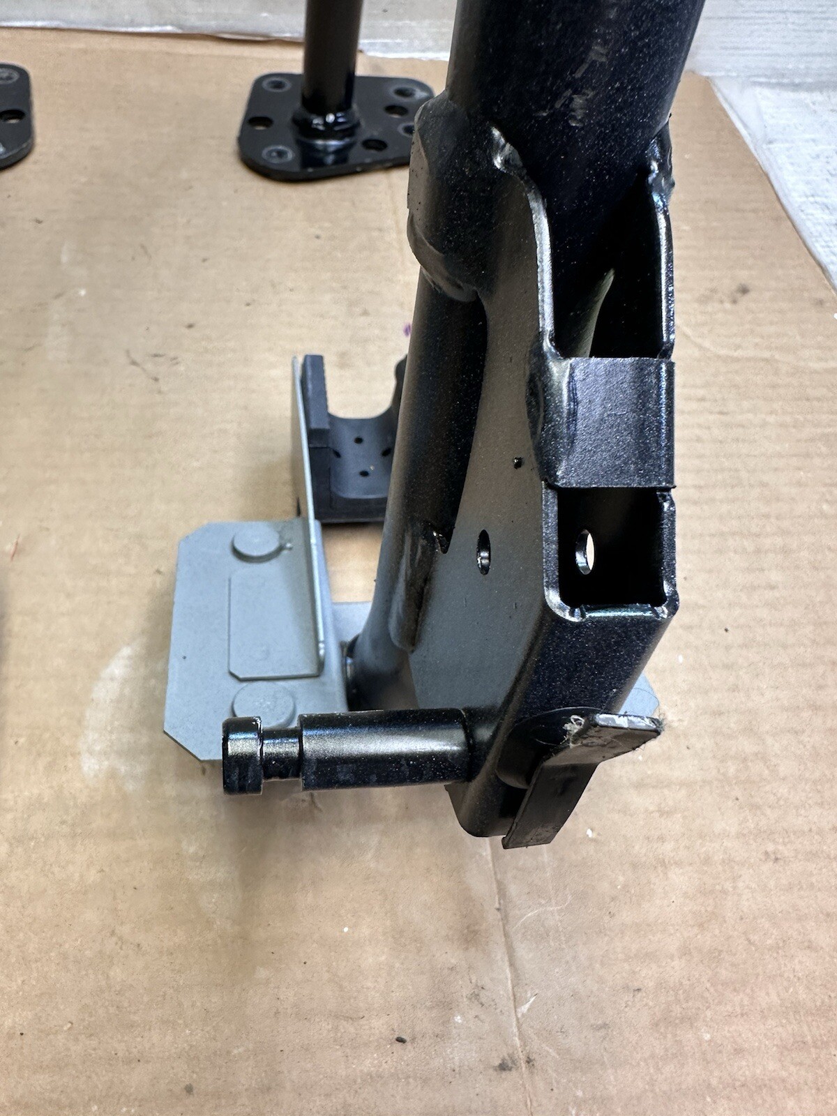 14-18 Maserati Quattroporte S Q4 Trunk Hinges Hinge Set Left Right OEM