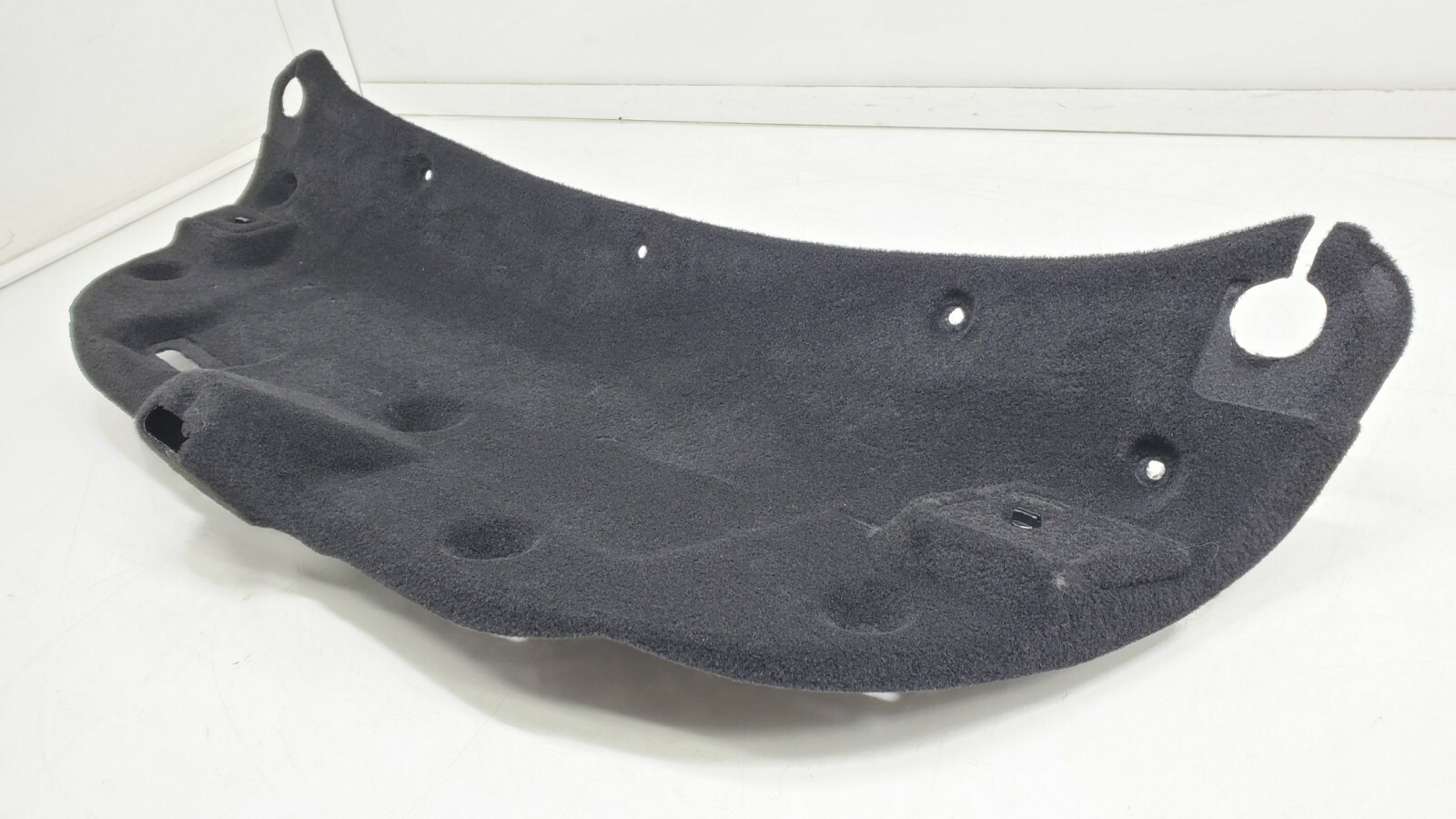 2014-2019 MASERATI GHIBLI S TRUNK LID INTERIOR TRIM OEM.