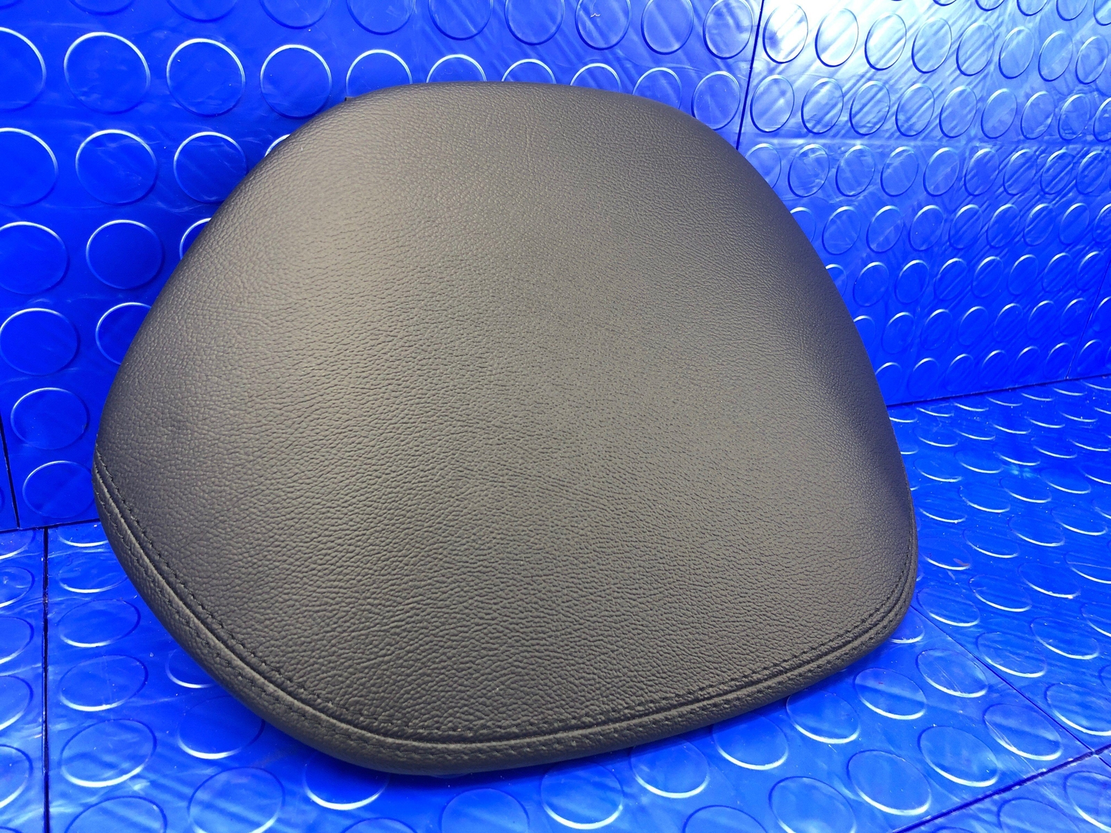 2017-2022 MASERATI LEVANTE FRONT LEFT SPEEDOMETER TRIM COVER PANEL BLACK OEM