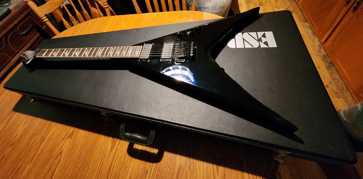 ESP LTD Flying V Guitar w/Floyd Rose Action,EMG-HZ Pickups
