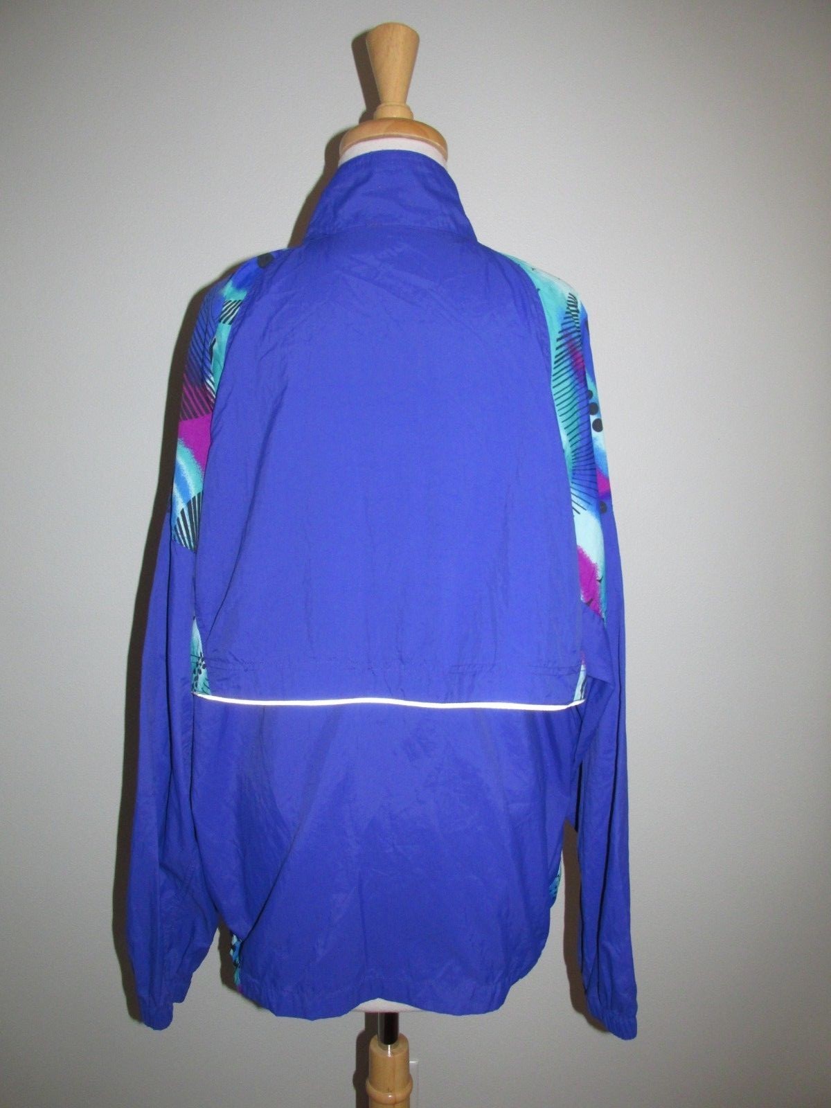 Vintage 90's Asics Size L Purple Print Windbreaker Jacket thumbnail 8