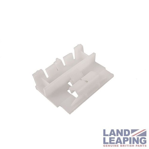 Land rover dbe500013
