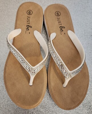 JUST BE white Diamond Bedazzled Flip Flops Womens Size 6