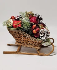 Christmas Centerpiece Wicker Sleigh Pine Cones Berries Gifts Christmas Decor 