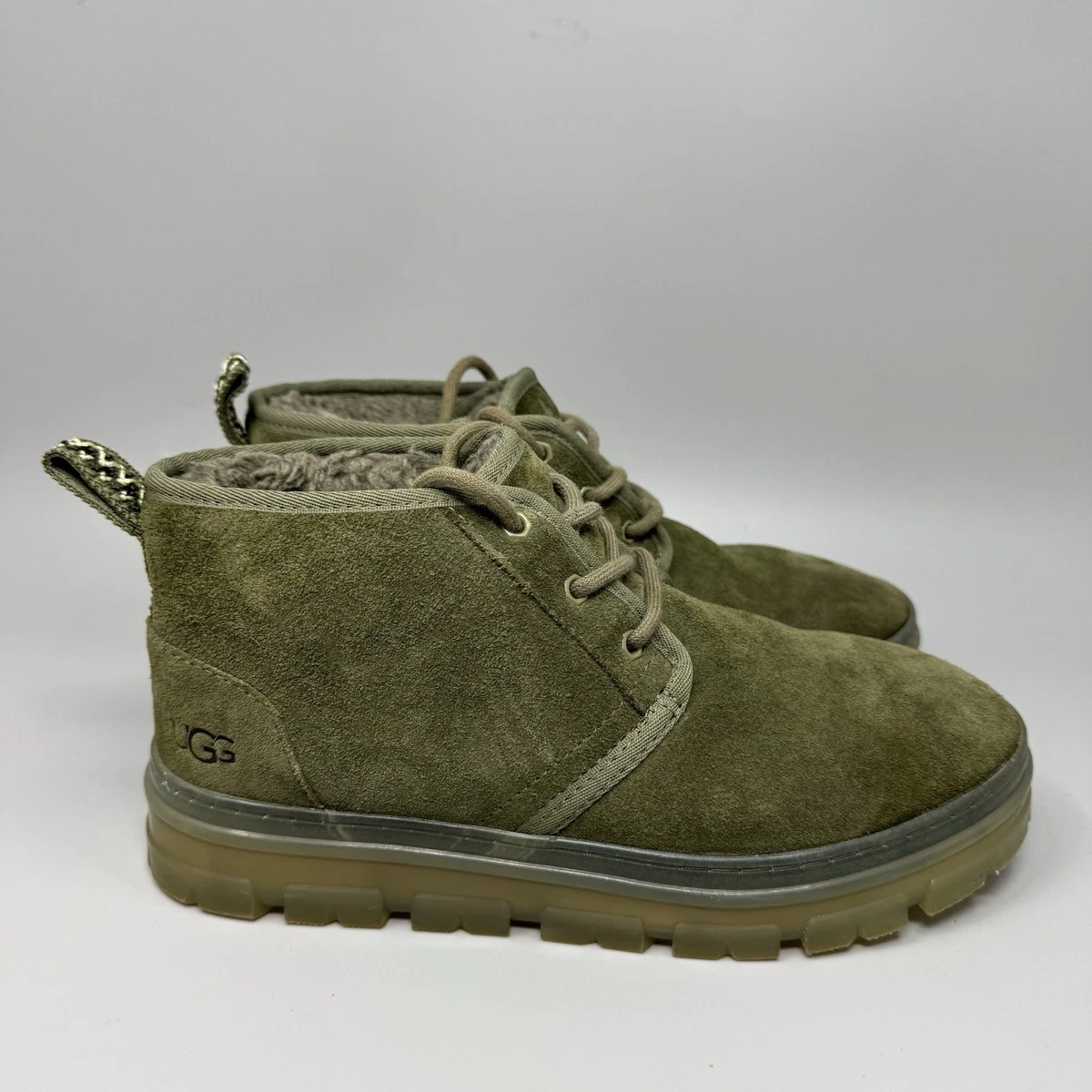 ✨新品未使用⭐︎UGGサンダル⭐︎ レディース25cm olive green ちゃんみなを起用した、UGGの春夏新作サンダルキャンペーンがローンチ