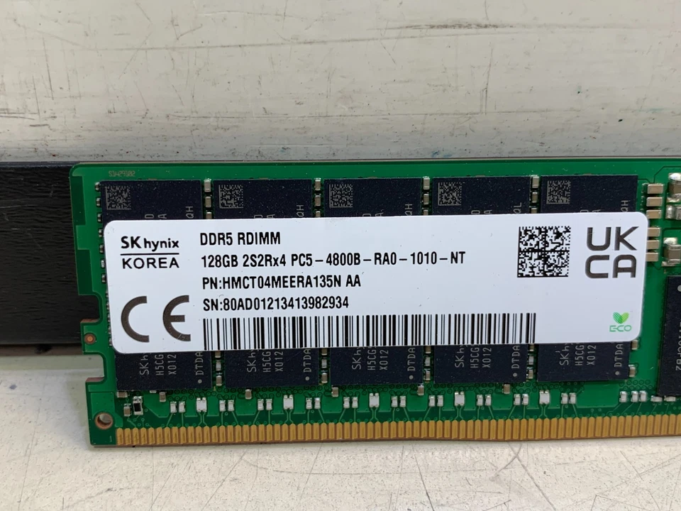 SK HYNIX HMCT04MEERA135N 128G (1X128GB) 2S2RX4 PC5-4800B RDIMM MEMORY - USED - Image 2 of 4