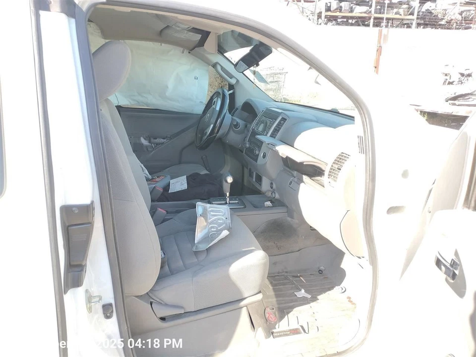 Motor de caja de fusibles Frontier 2017 7561869 Foto 3 de 4