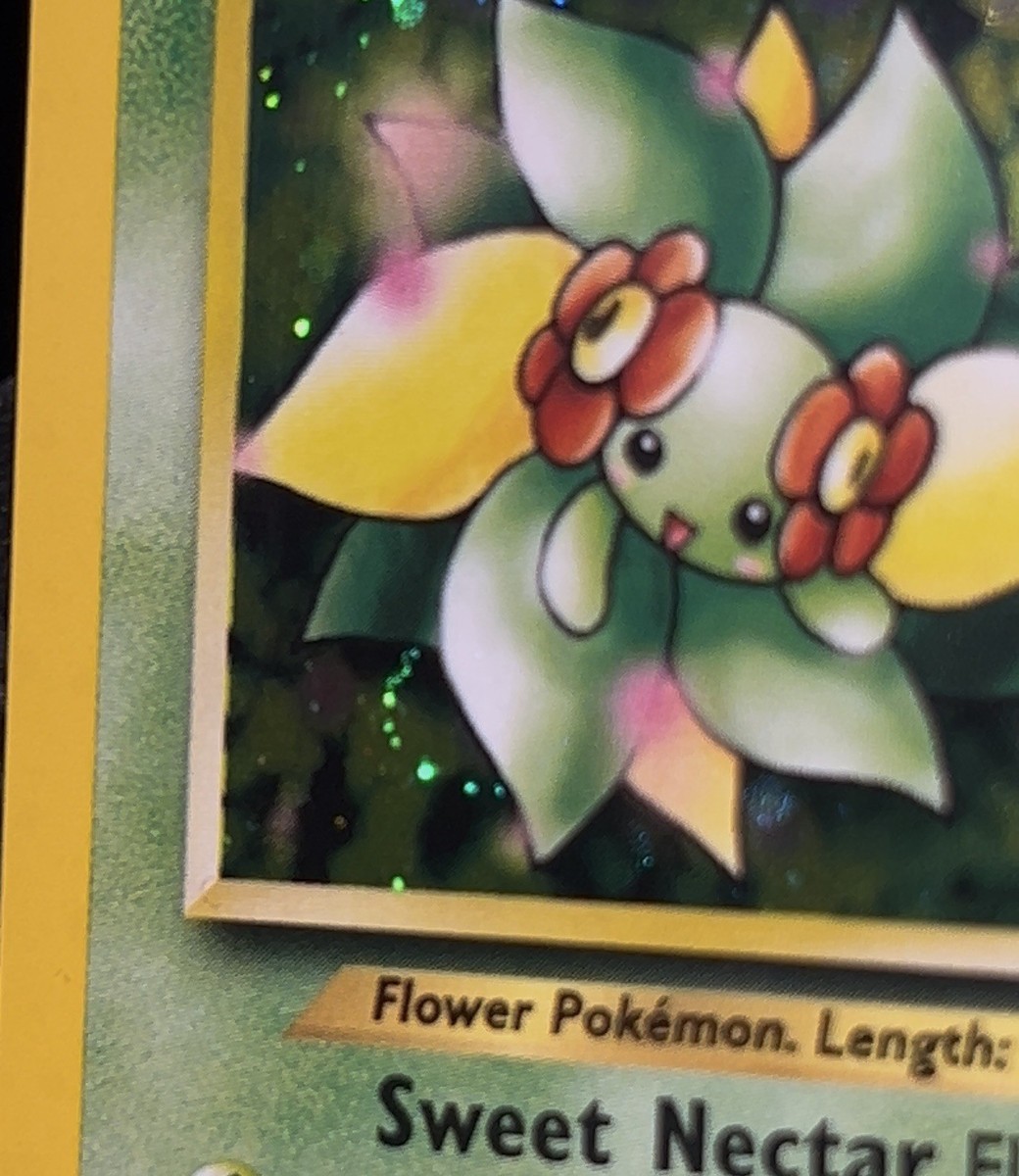 Pokémon TCG Bellossom 3/111 Neo Genesis Holo Rare (Swirl) + (Holo