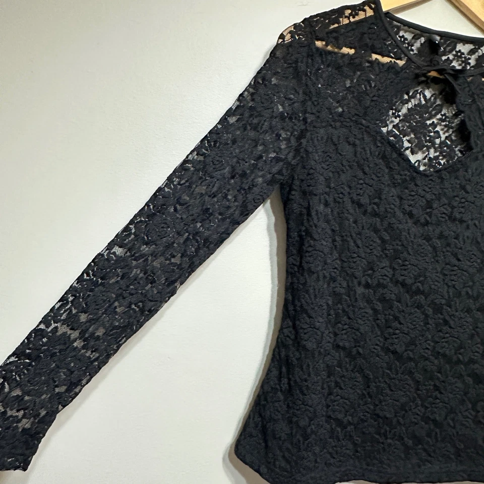 Floral Lace Keyhole Blouse Womens M Black Sheer Sleeve Goth Whimsygoth Sexy - Image 3 of 4