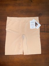 Jockey Skimmies Ultralight Smoothing No-chafe slip shorts NEW size Medium