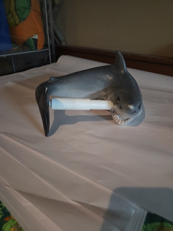 Design Toscano Shark Attack Bathroom Toilet Paper Holder
