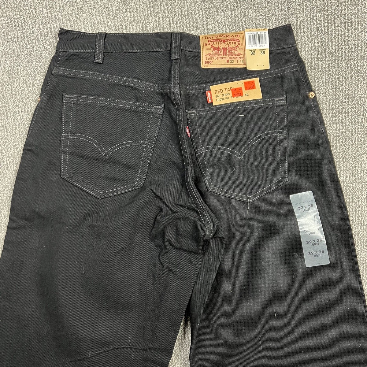 Vintage 90's Levi's 560 Denim Jeans Men's 32x36 Loose Fit Tapered