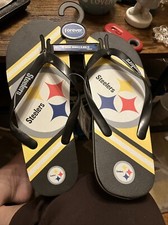 Pittsburgh Steelers Logo Flip Flop Sandals Men  s Size7-8, Women  s Size 9-10 NWT