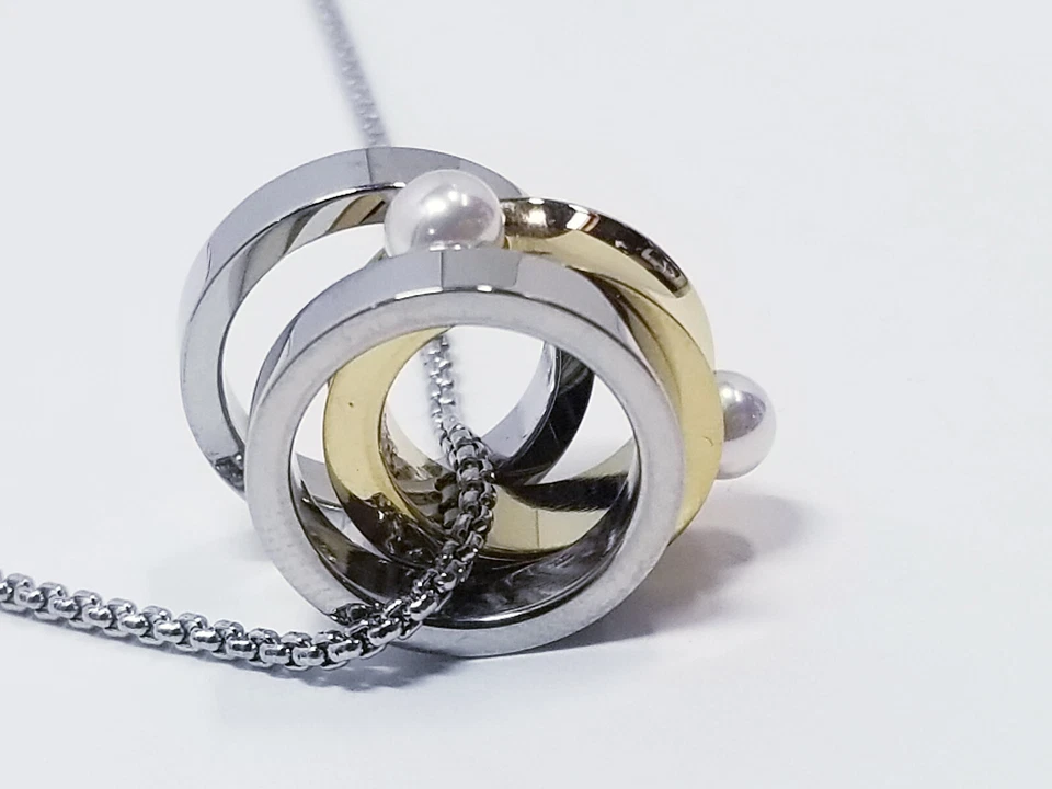 Collar colgante Majorica Béjart Foto 4 de 4