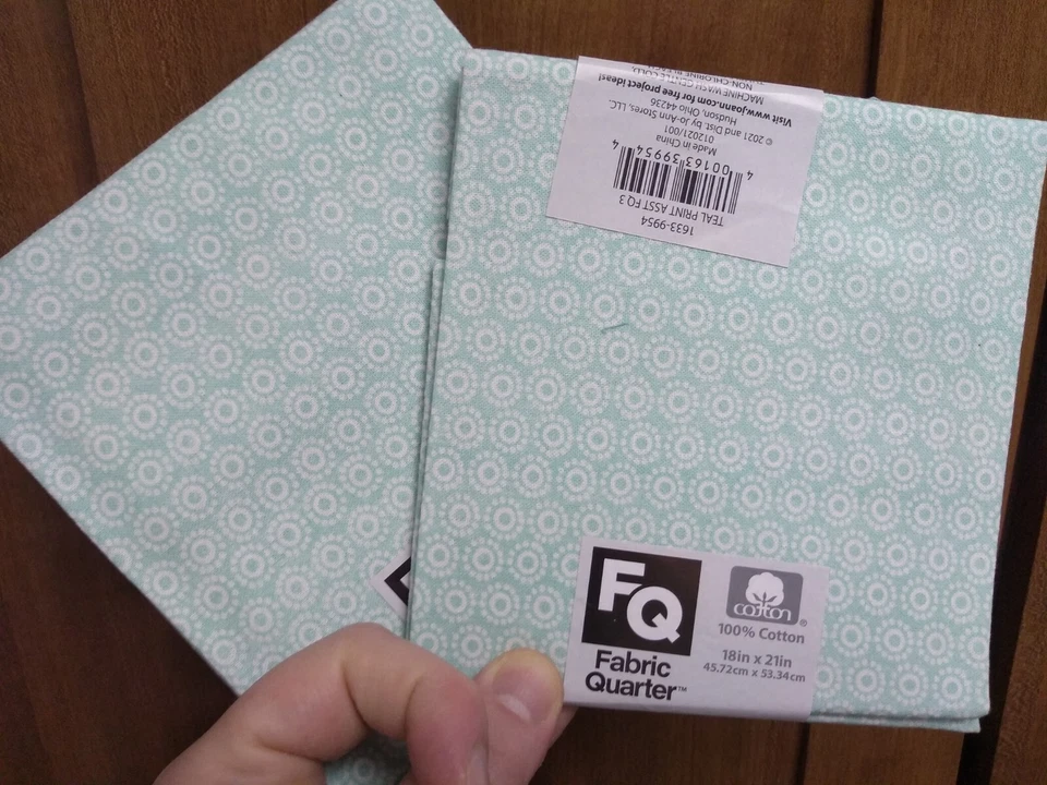 Lote 2 círculos con estampado verde azulado tela de algodón cuarto grueso pastel geométrico Foto 3 de 4